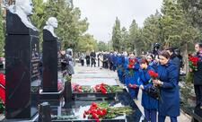 J2-8243 reysinin faciəsinin ildönümündə həlak olanların xatirəsi anılıb