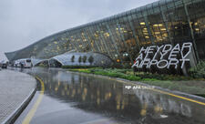 Qazaxıstanda təyyarə qəzasında həlak olanların xatirəsi bir dəqiqəlik sükutla yad olunub