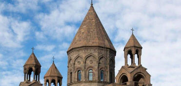 Ermənistan hökuməti kilsəni dövlət mülkiyyətində olan torpaqlardan ödənişsiz istifadə hüququndan məhrum edib