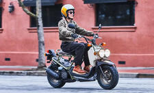 Azərbaycanda 3 ay sonra moped idarə etmək üçün sürücülük vəsiqəsi tələb olunacaq