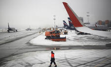 Moskvada 250-yə yaxın təyyarənin uçuşu hava şəraiti səbəbindən gecikib