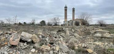 "Torpaqlarımız talananda  Qərb Ermənistanın yanında idi"