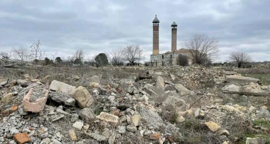 "Torpaqlarımız talananda  Qərb Ermənistanın yanında idi"