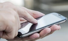 Azərbaycana gətirilən 1 ədəddən artıq mobil telefonların qeydiyyatı üçün 100 manat rüsum alınacaq