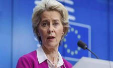 Fon der Leyen Tramp və Zelenski ilə danışıqlarda irəliləyiş olduğunu açıqlayıb