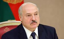 Lukaşenko Yeni il öncəsi 22 məhbusu əfv edib