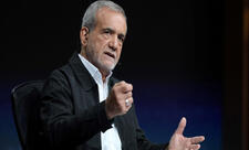 İran Prezidenti hökuməti etirazçıların tələblərini dinləməyə çağırıb