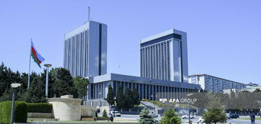 Milli Məclis Prezident və Birinci vitse-prezidenti Yeni il və Həmrəylik Günü münasibətilə təbrik edib