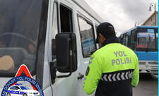 Yol Polisi xəbərdarlıq edir: Avtomobillə səyahətlərin təşkili ciddi məsuliyyət tələb edir