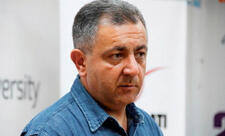 Dövlət əleyhinə çağırışlarda təqsirləndirilən Ərəstun Oruclunun məhkəməsi başlayıb