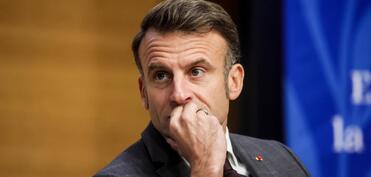 Makron: Fransa Venesuelada istifadə edilən ABŞ metodlarını təsdiqləmir