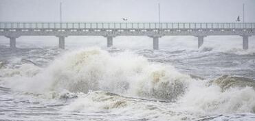 Latviya gəminin kabel zədələməsi ilə bağlı şübhələri rədd edib