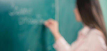 Kənddə çalışan müəllimlərin əməkhaqqılarına əlavənin ödənilməsi üçün 20,1 milyon manat yönəldiləcək