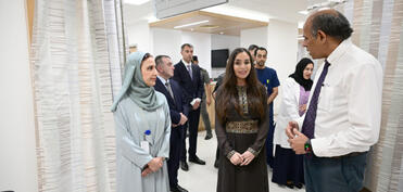 Leyla Əliyeva Maskatda Xərçəngin Kompleks Müalicəsi və Tədqiqatı Mərkəzini ziyarət edib