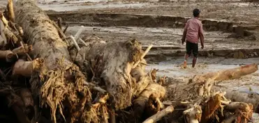 İndoneziyada daşqınlarda 16 nəfər ölüb