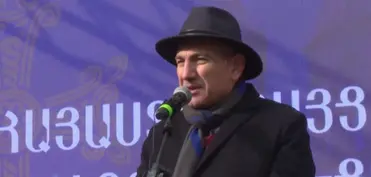 Paşinyan: Bəzi qüvvələr kilsəni dövlətə qarşı yönəltməyə çalışır, buna imkan verməyəcəyik