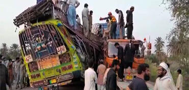 Pakistanda ağır avtobus qəzası: 5 nəfər ölüb