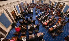 ABŞ Senatı Venesuelaya növbəti müdaxiləni məhdudlaşdıran qətnamə qəbul edib