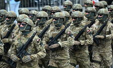 Polşa Ukraynaya qoşun göndərilməsini tələb edib