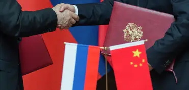 Çin ABŞ-ın Rusiyaya qarşı yeni sanksiyalarına qarşı çıxıb