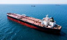 ABŞ sanksiyalı neft tankerini ələ keçirməyə cəhd edir