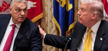 Tramp Orbana parlament seçkilərində qələbə arzulayıb