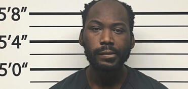 ABŞ-da 24 yaşlı gənc ailə üzvləri daxil olmaqla altı nəfəri öldür