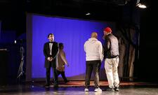 “Neft bumu hamıya gülümsəyir” tamaşasının məşqləri yekunlaşır