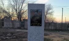 Cümhuriyyət zabitinin baxımsız qalmış məzarı bərpa edilib - FOTO