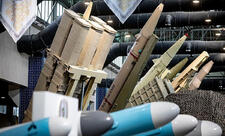 İran Rusiyaya təxminən 3 mlrd. dollarlıq ballistik və zenit raketləri göndərib