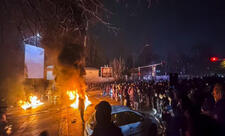 KİV: İranda etirazlardan sonra internet bərpa edilməsə də, xaricə zənglər mümkün olub