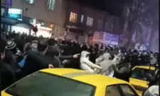 Urmiyada rejim qüvvələri ilə etirazçılar arasında toqquşma yaşanıb