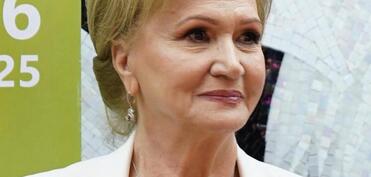 Ay simalı, ay üzlü- Mahcamal...