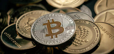 Kriptobirjada son durum: Bitcoin ucuzlaşmaqda davam edib