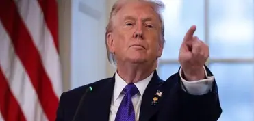 Tramp Danimarkanı seçdiyi üçün Qrenlandiyanın Baş nazirini hədələyib