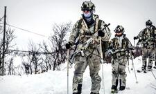 Avropa ölkələrindən ilk hərbçilər Qrenlandiyaya gəlib