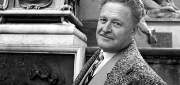 Bu gün görkəmli şair Nazim Hikmətin doğum günüdür