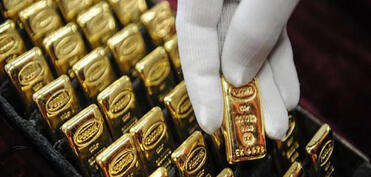 Əmtəə bazarlarında qızılın qiyməti 4600 dollardan aşağı enib