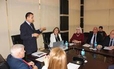 “Vətən mənə oğul desə nə dərdim”- 20 Yanvar şəhidlərinə həsr edilmiş dəyirmi masa keçirilib