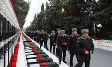 SHXÇDX rəhbərliyi Şəhidlər xiyabanını ziyarət edib