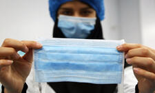 Bakıda COVID-lə mübarizə aparan tibb işçilərinin əməkhaqlarına əlavənin müddəti artırılıb