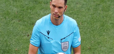 UEFA Çempionlar Liqası: "Qarabağ" - "Ayntraxt" oyununun hakimləri açıqlanıb