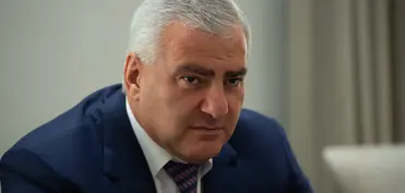 Karapetyanın tərəfdarları “Güclü Ermənistan” adlı yeni siyasi partiya yaradıblar