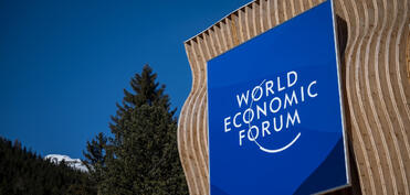 Dünya İqtisadi Forumu: Azərbaycan rəqabət qabiliyyətini artırmağa çalışan ölkələr sırasındadır