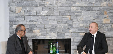 Prezident İlham Əliyev Davosda ÜST-ün Baş direktoru ilə görüşüb