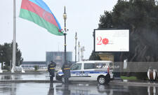 20 Yanvar şəhidlərinin xatirəsi bir dəqiqəlik sükutla yad olunub - FOTO