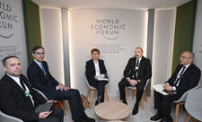 Prezident İlham Əliyev Davosda Avropa Yenidənqurma və İnkişaf Bankının prezidenti ilə görüşüb