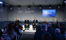 Prezident İlham Əliyev Davosda “Avrasiyanın iqtisadi özünəməxsusluğunun müəyyənləşdirilməsi” mövzusunda panel iclasında iştirak edib - YENİLƏNİB 