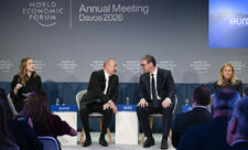 Prezident İlham Əliyev Davosda “Avrasiyanın iqtisadi özünəməxsusluğunun müəyyənləşdirilməsi” mövzusunda panel iclasında iştirak edib - YENİLƏNİB 