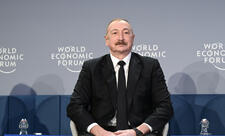 Prezident İlham Əliyev Davosda “Avrasiyanın iqtisadi özünəməxsusluğunun müəyyənləşdirilməsi” mövzusunda panel iclasında iştirak edib - YENİLƏNİB 